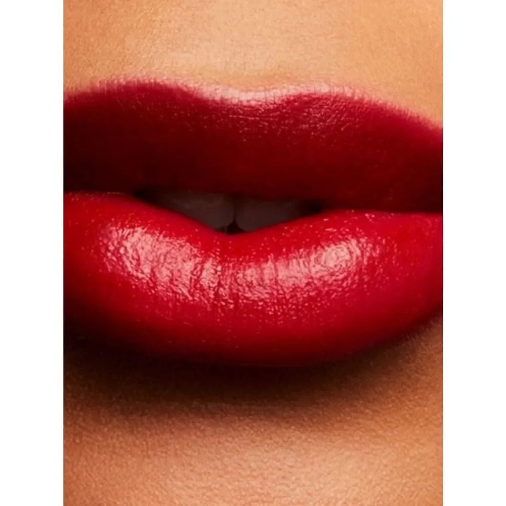 🌻 MAC E FOR EFFORTLESS LIPSTICK NEW FULLSZ